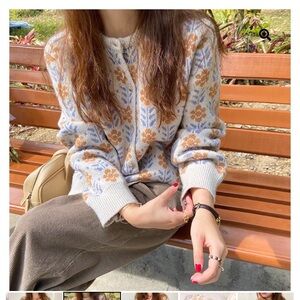 Floral Patterned Sweater - Cream and Blue Tulips Button Cardigan New L Grandma